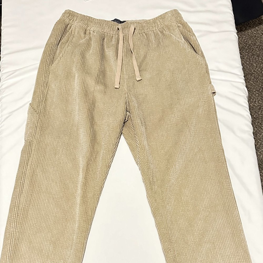 Chic Forever 21 Corduroy Pants in Taupe, Size M